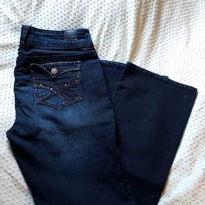 Wall Flower stretch jeans